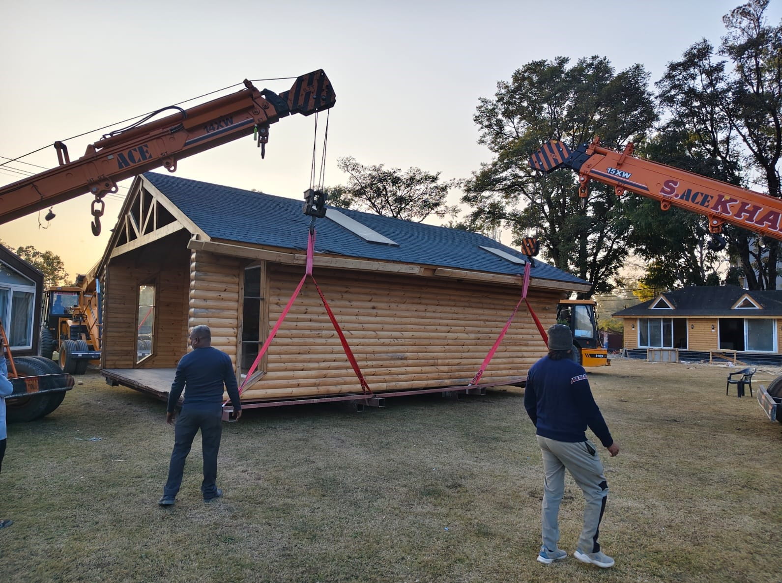 Hydraulic Crane Hire