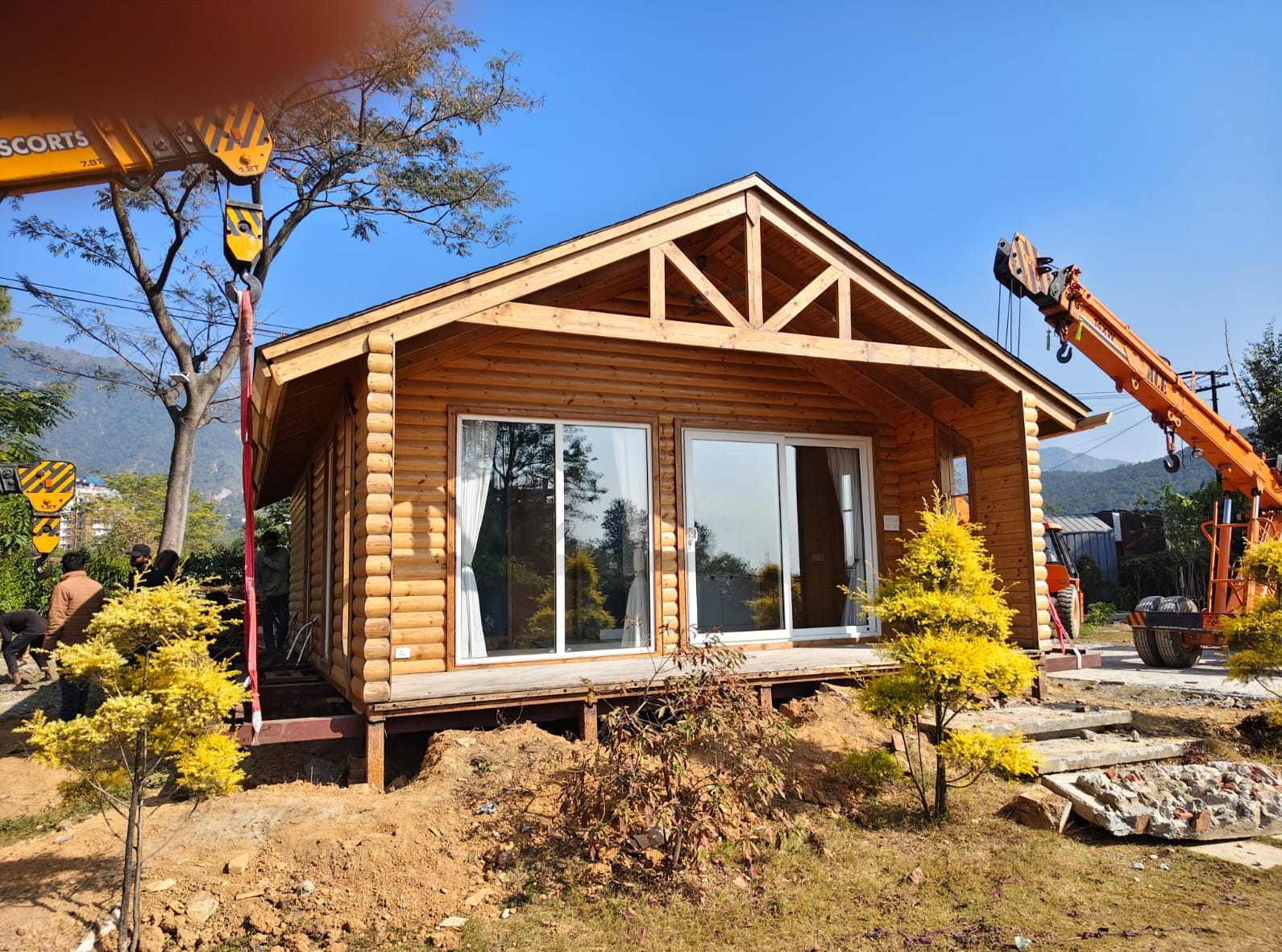 Why Choose Doon Skhan Crane Service